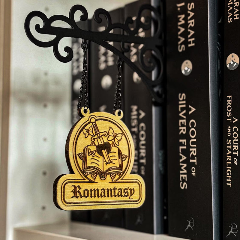 🔥2025 New Arrival 🔥Book Nook Tavern Signs – Genre Shelf Labels with Hanging Brackets