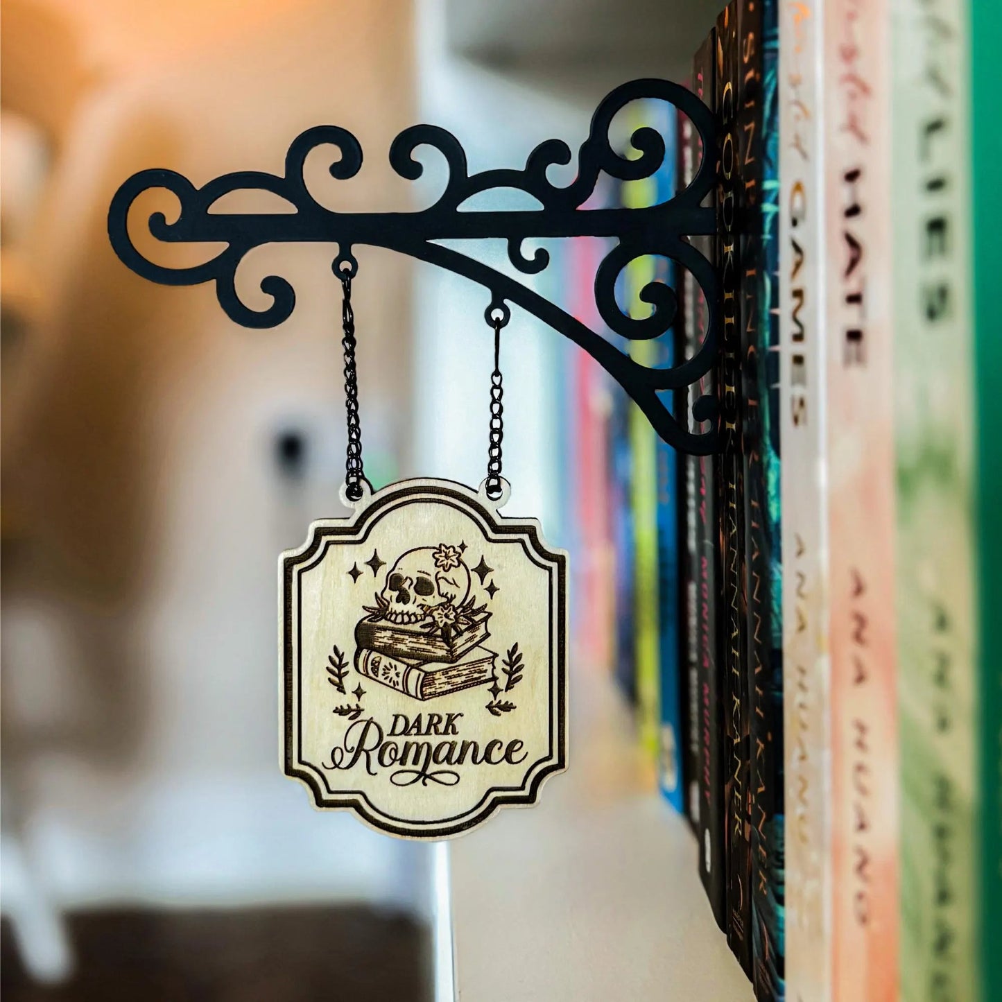 🔥2025 New Arrival 🔥Book Nook Tavern Signs – Genre Shelf Labels with Hanging Brackets