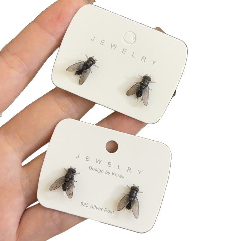 🔥2025 New Arrival 🔥Mini Personalized Simulated Black Fly Unique Earrings